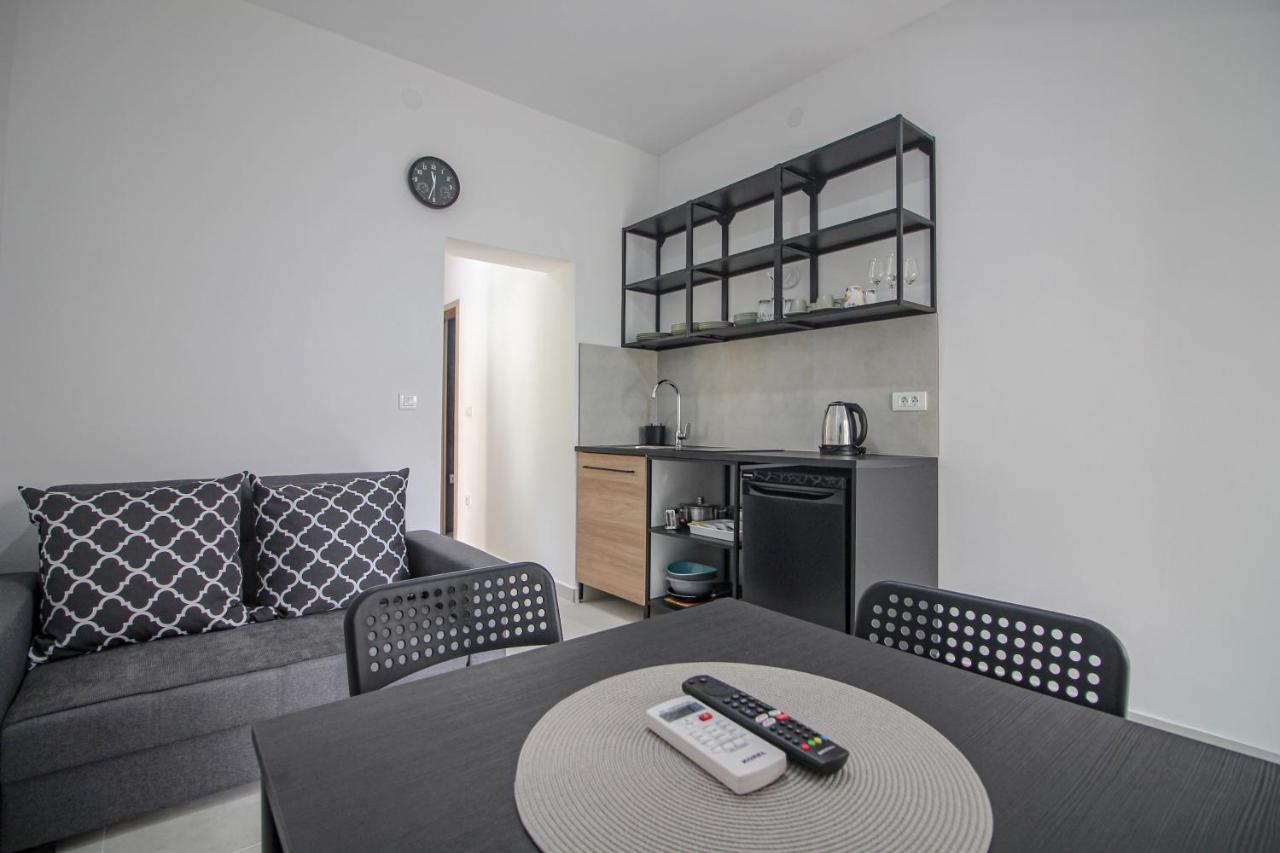 Apartman Toni Rogoznica  Eksteriør billede