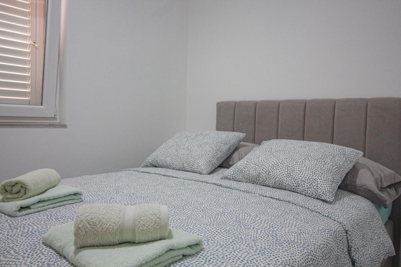 Apartman Toni Rogoznica  Eksteriør billede